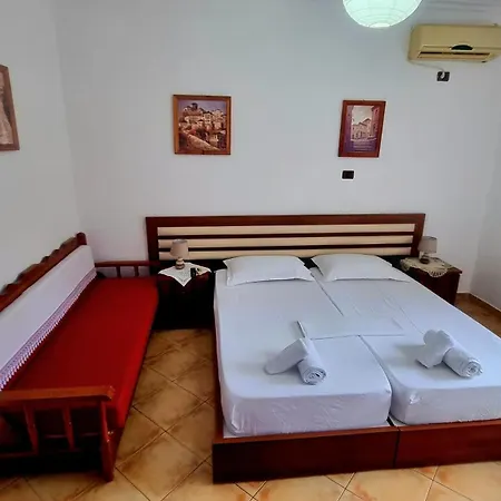 Pensión House 2 Gjirokastër