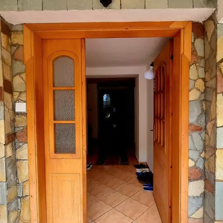House 2 Affittacamere *