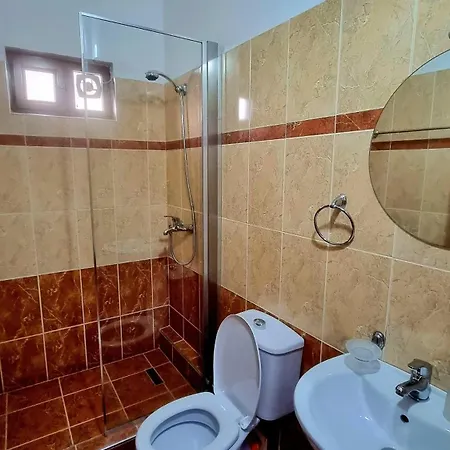 House 2 Gjirokastër
