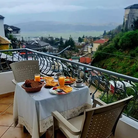 House 2 Gjirokastër