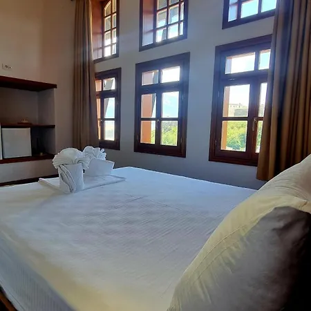 Konukevi House 2 *