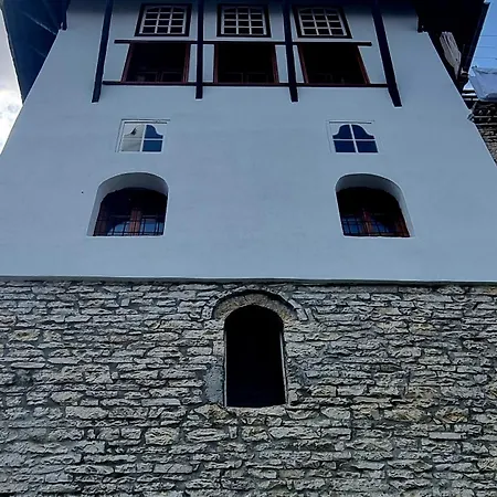 Konukevi House 2 *