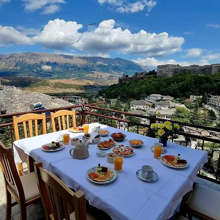 House 2 Gjirokastër