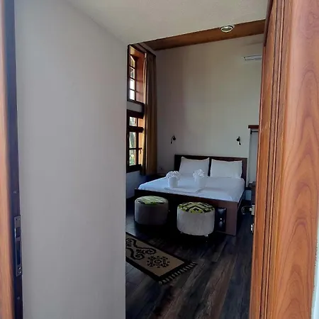 House 2 * Gjirokastër